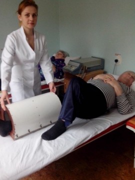 Хворим пенсіонерам допомагає Тімченко Катя
